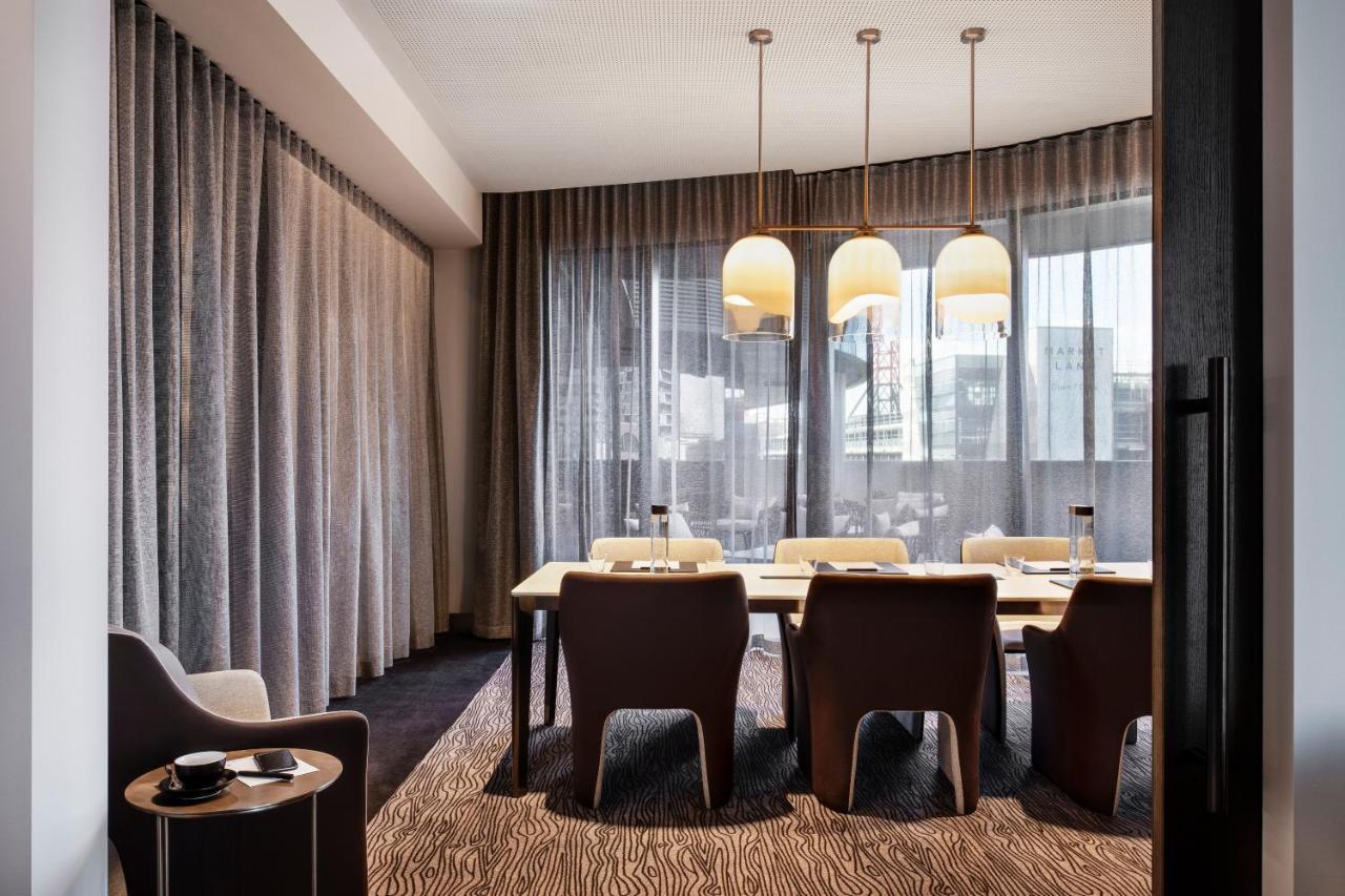 Melbourne Marriott Hotel Docklands Екстериор снимка The dining room
