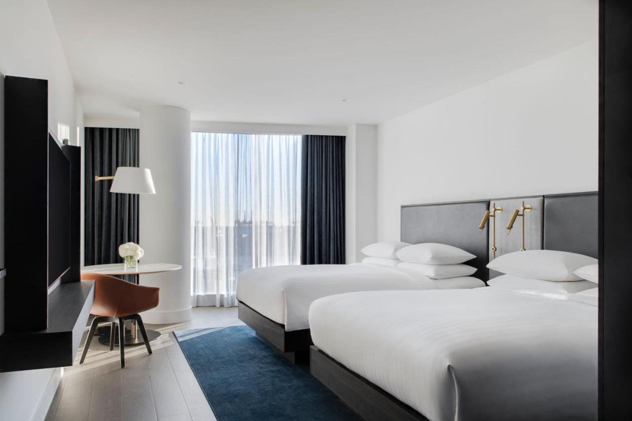 Melbourne Marriott Hotel Docklands Екстериор снимка