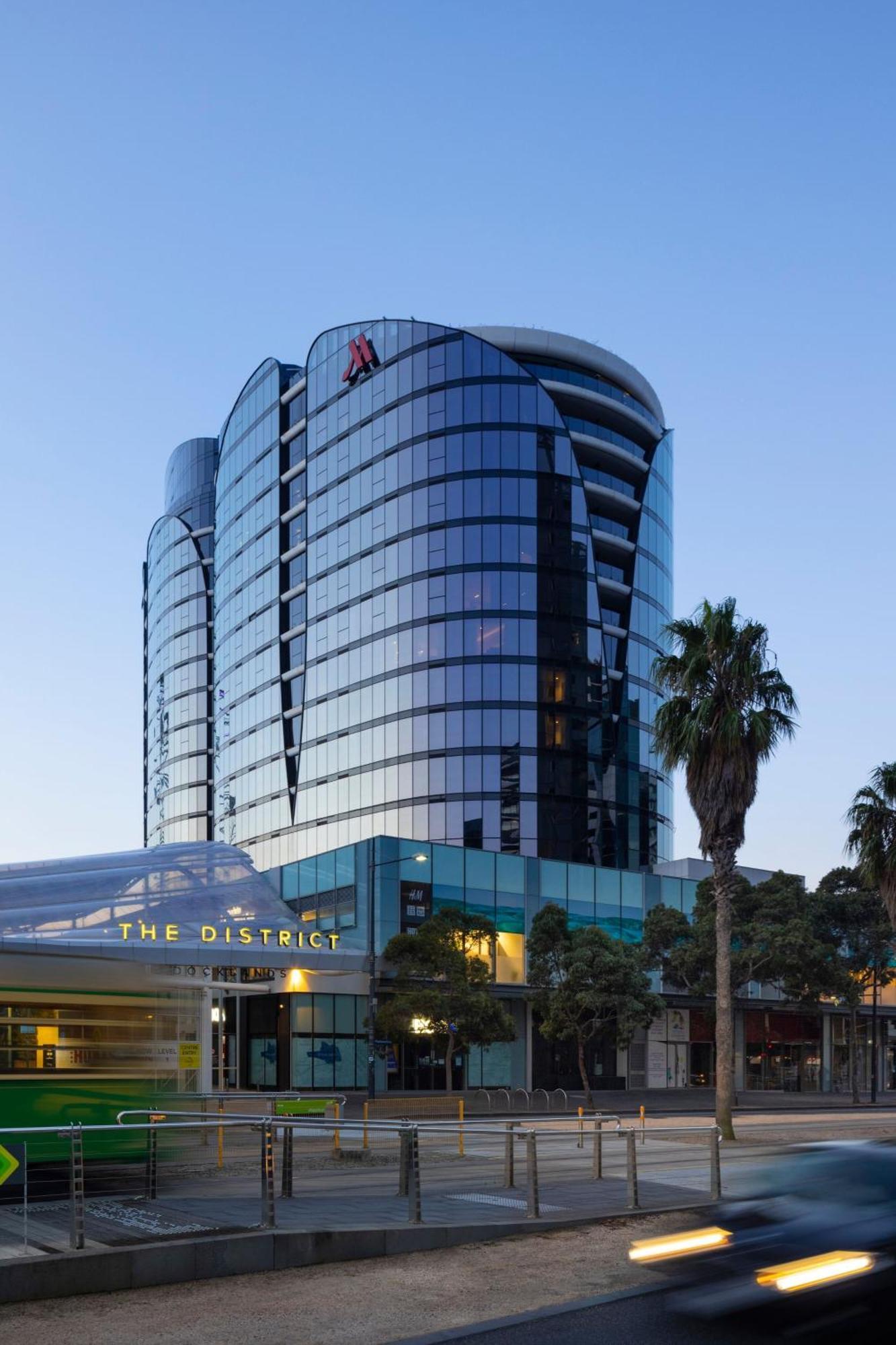Melbourne Marriott Hotel Docklands Екстериор снимка The District at Green Valley Ranch