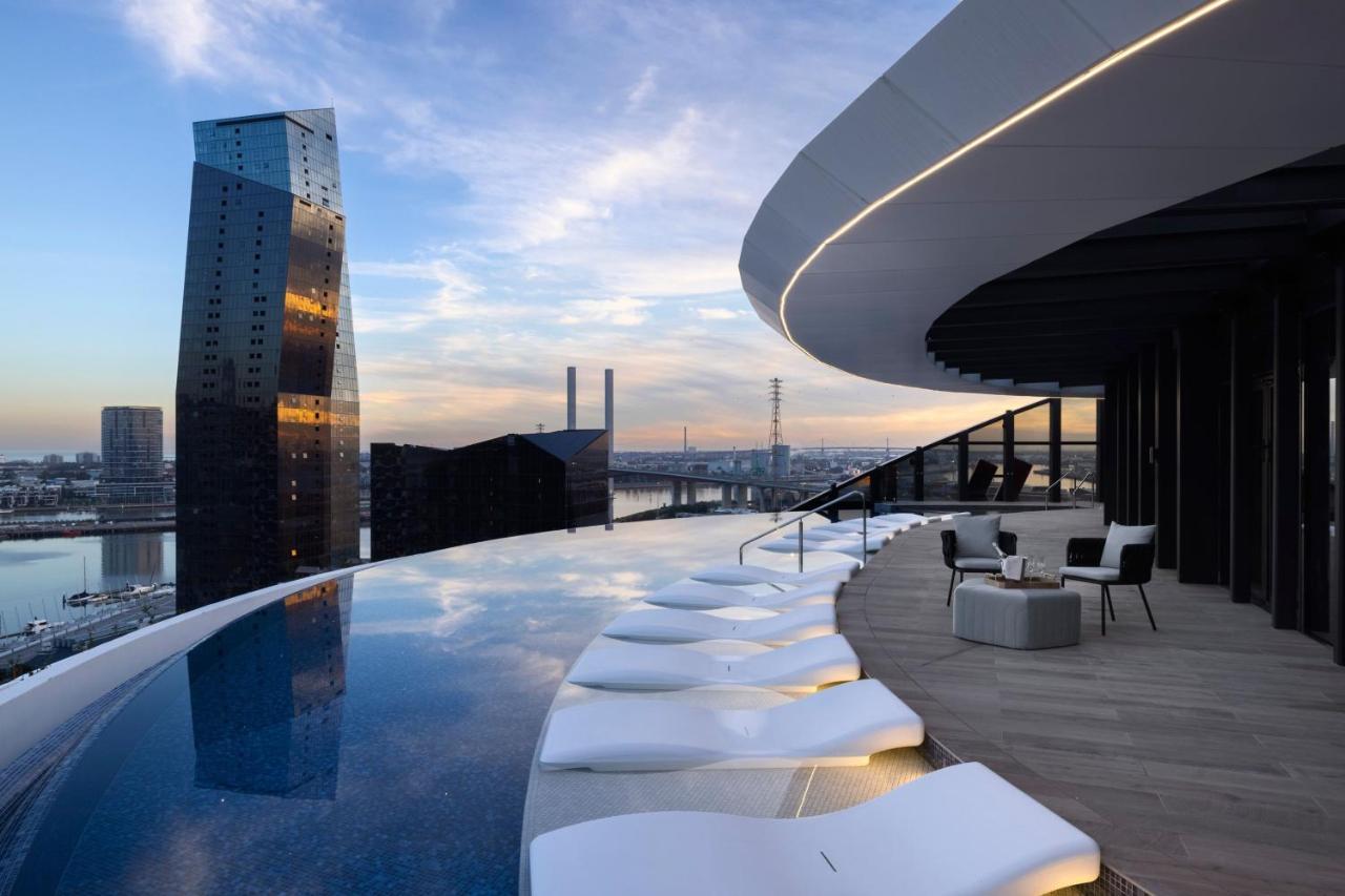 Melbourne Marriott Hotel Docklands Екстериор снимка Skyline pool