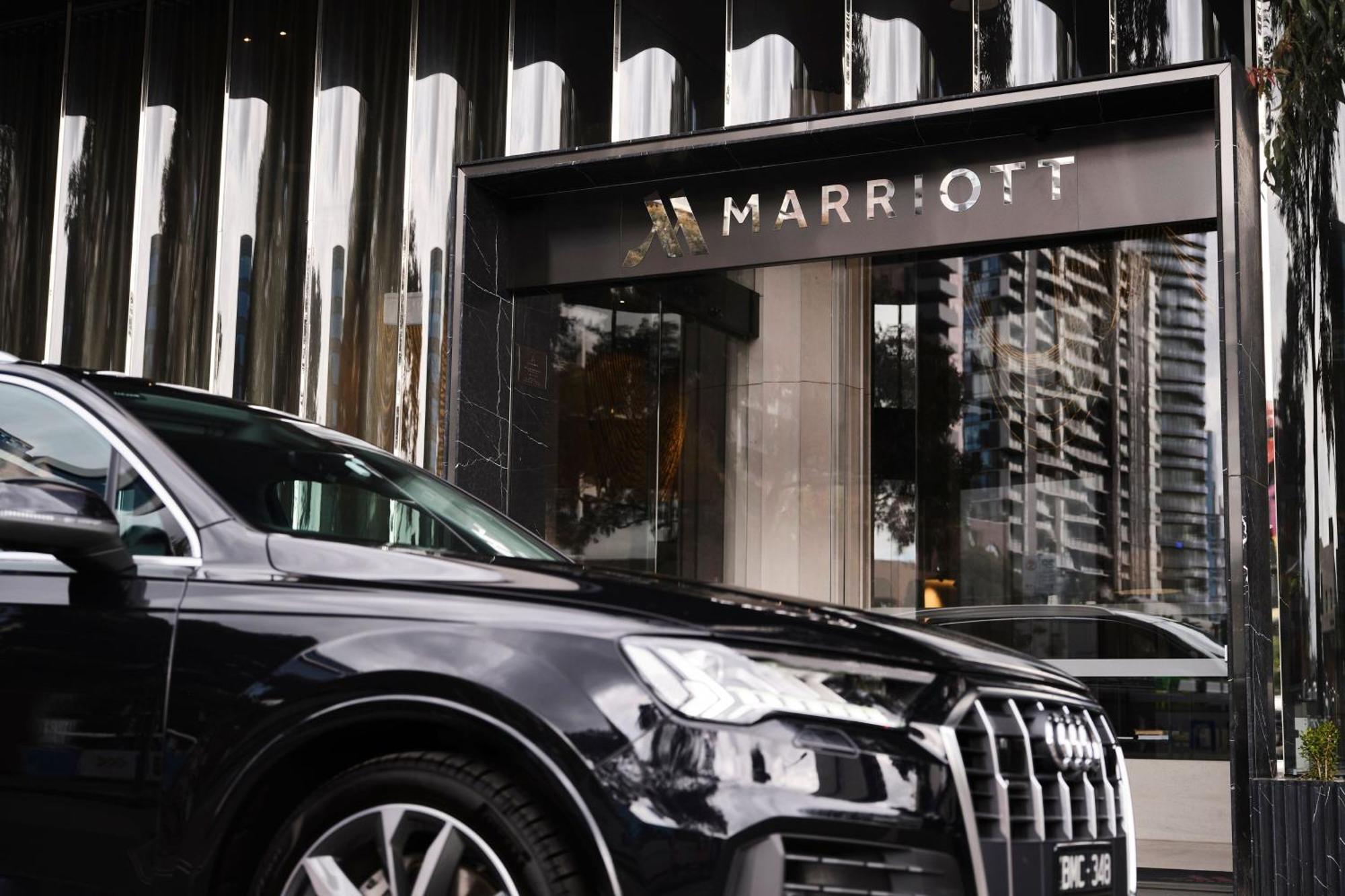 Melbourne Marriott Hotel Docklands Екстериор снимка Marriott's Hotel in London
